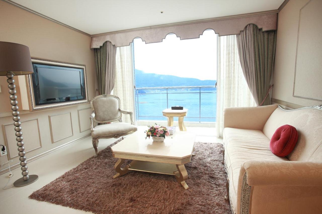 Hotel Riviera Geoje Eksteriør billede
